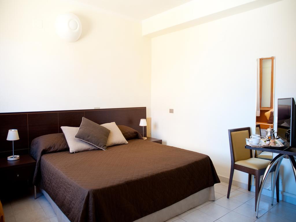 Hotel Sole Orbetello Exteriör bild